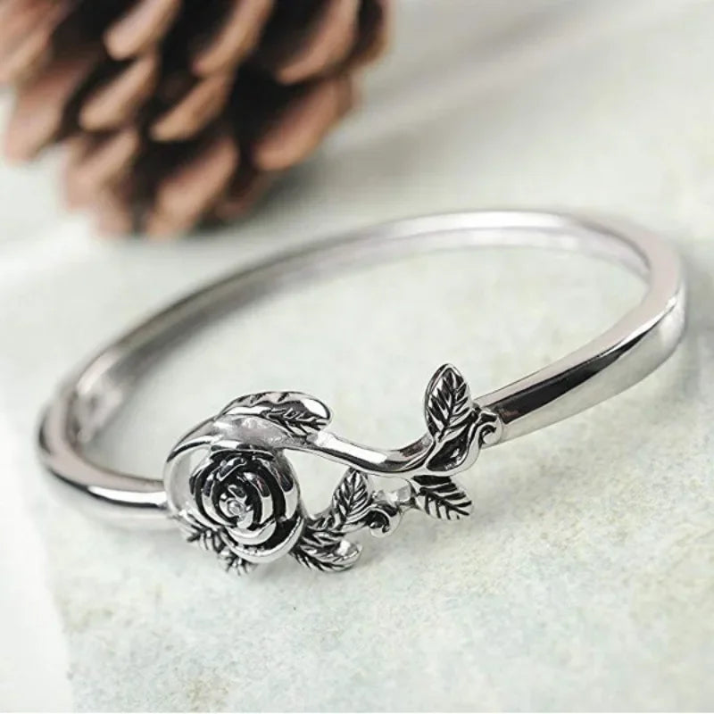 Vintage 925 Sterling Silver Rose Ring