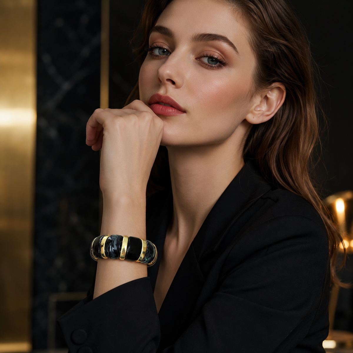 Udroze Black chunky resin stretch bangle bracelet - model wearing the bracelet